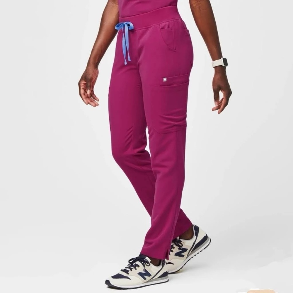 Figs high waisted Yola scrub Pants